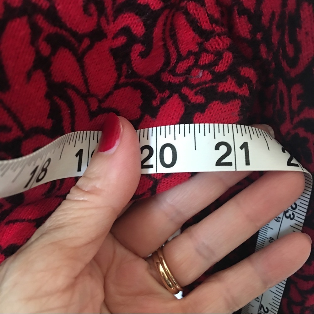 Basic Editions Button Down Cardigan In Red And Bl… - image 5